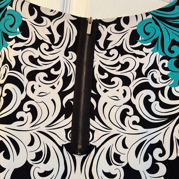 ALFANI OX  PAISLEY ZIP BACK NECK TOP - Picture 4 of 8